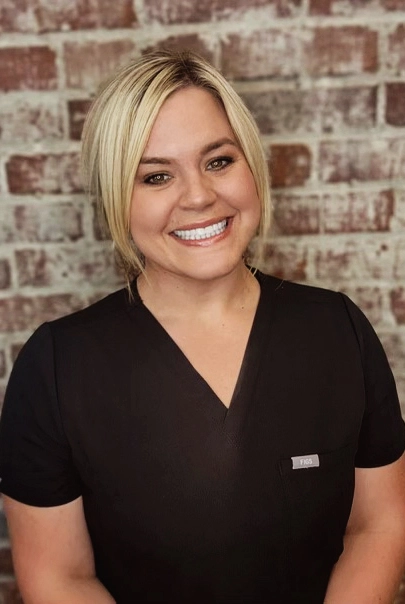 Clare Wagenbach | Esthetician in Wichita, KS at Glow 365